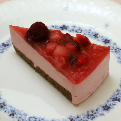 業務用 冷凍ケーキ 苺 ラズベリームース 40ｇ 12個 冷凍ケーキ通販 ワイズパントリードットコム